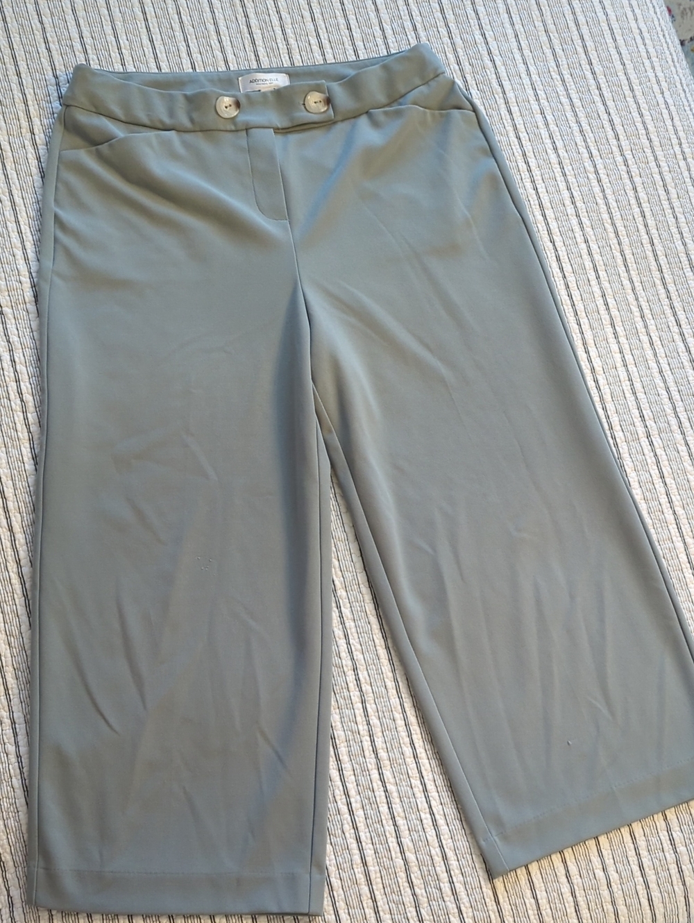 Addition Elle Light Sage Wide-Leg Cropped Pants